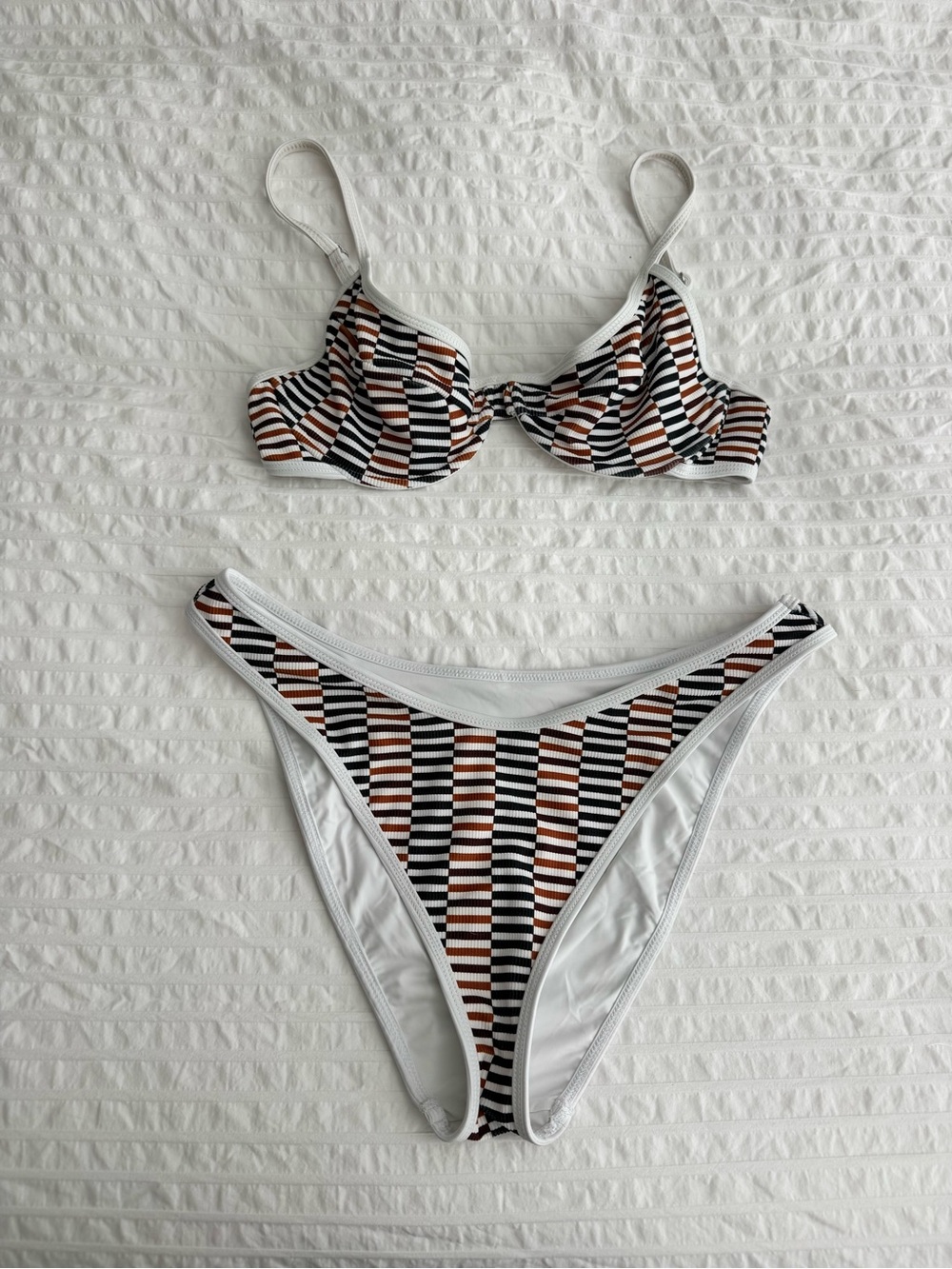 Dippin Daisys Bikini Set